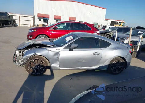 2015 Scion Fr-S из США, поврежденный, VIN JF1ZNAA18F8701360